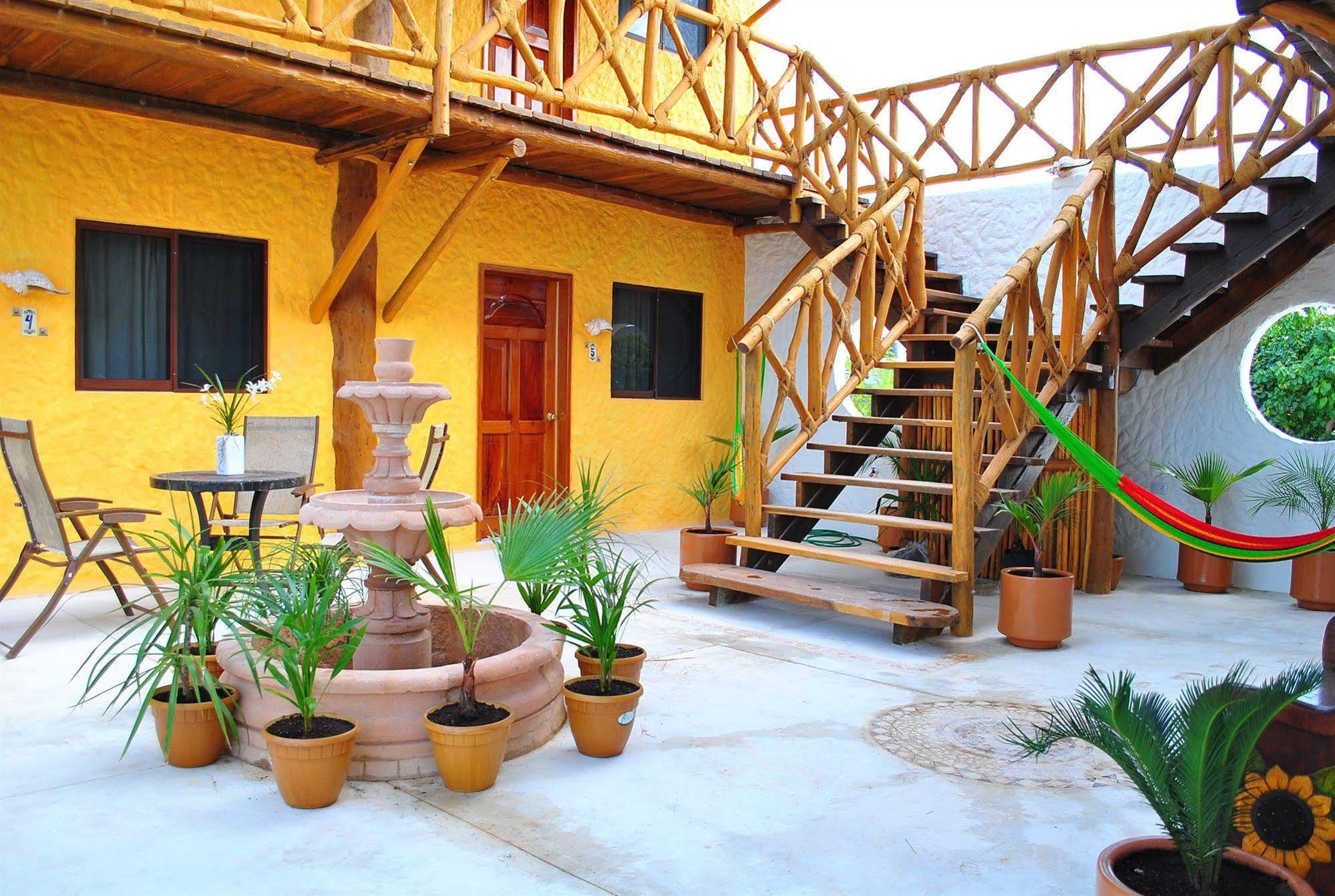 鲁比塔之家酒店 Isla Holbox 外观 照片